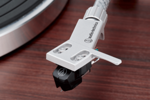 Audio-Technica AT-LPW50BT